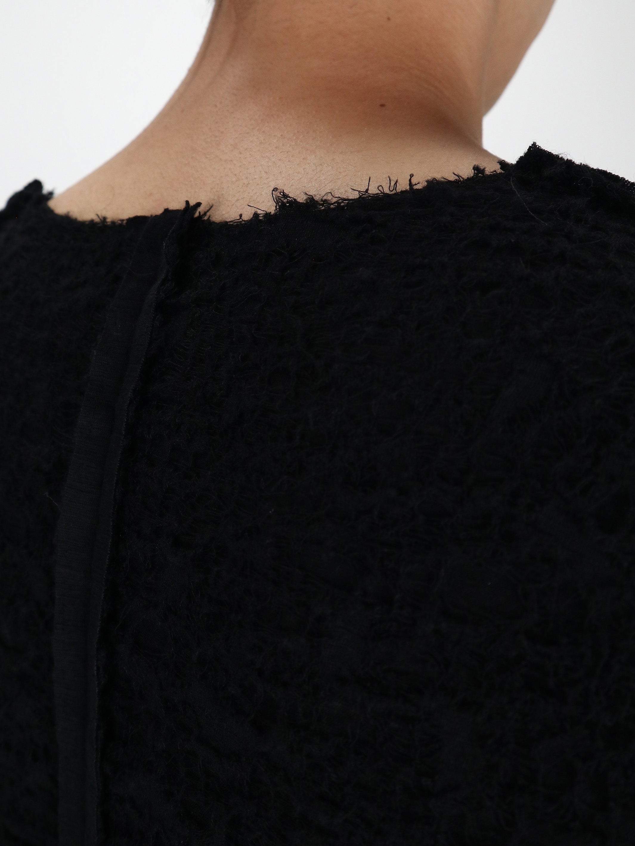 WOOL JACQUARD CUT-OUT CREW NECK TOP
