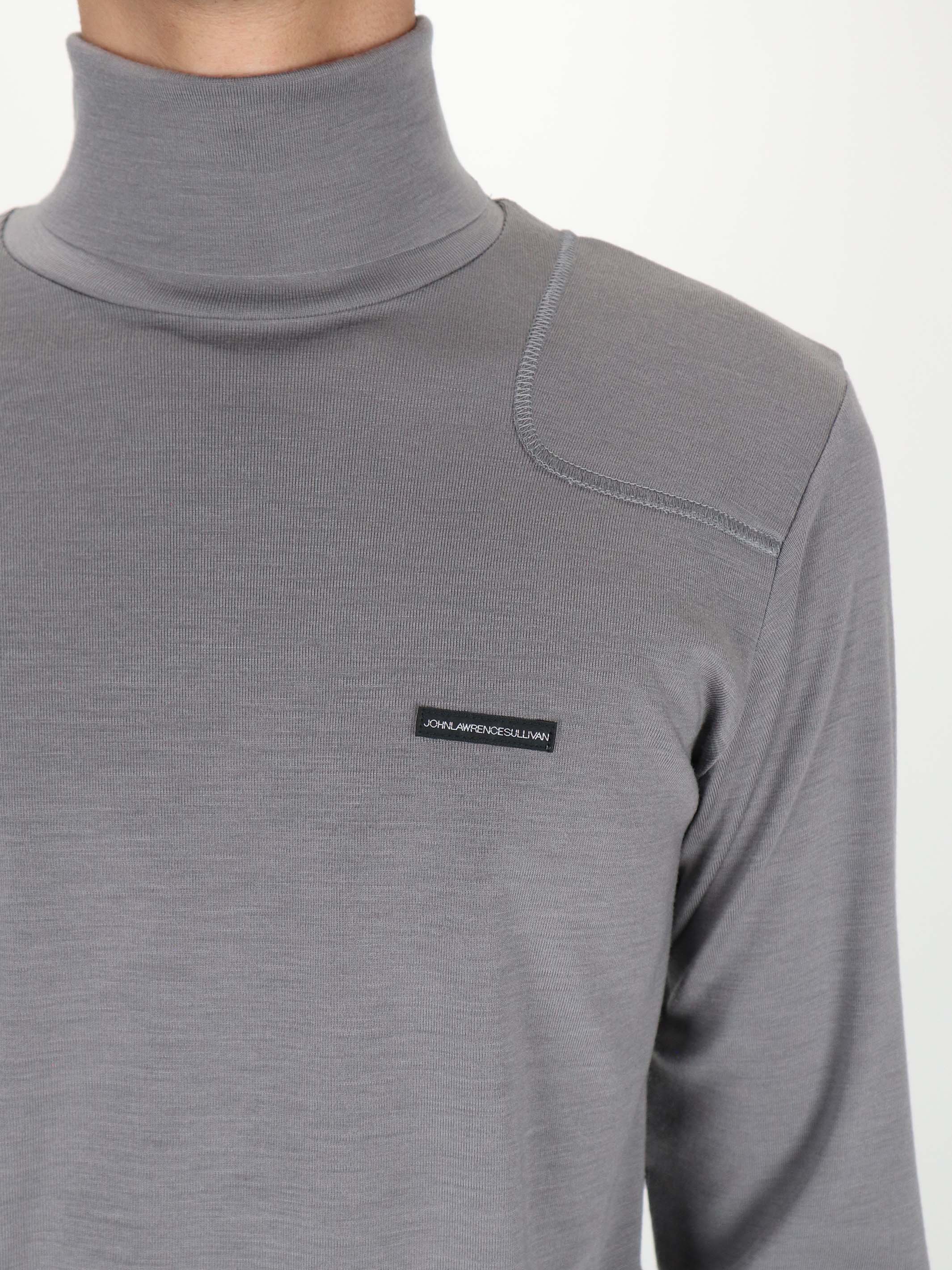 WOOL RIB TURTLE NECK COMMAND TOP