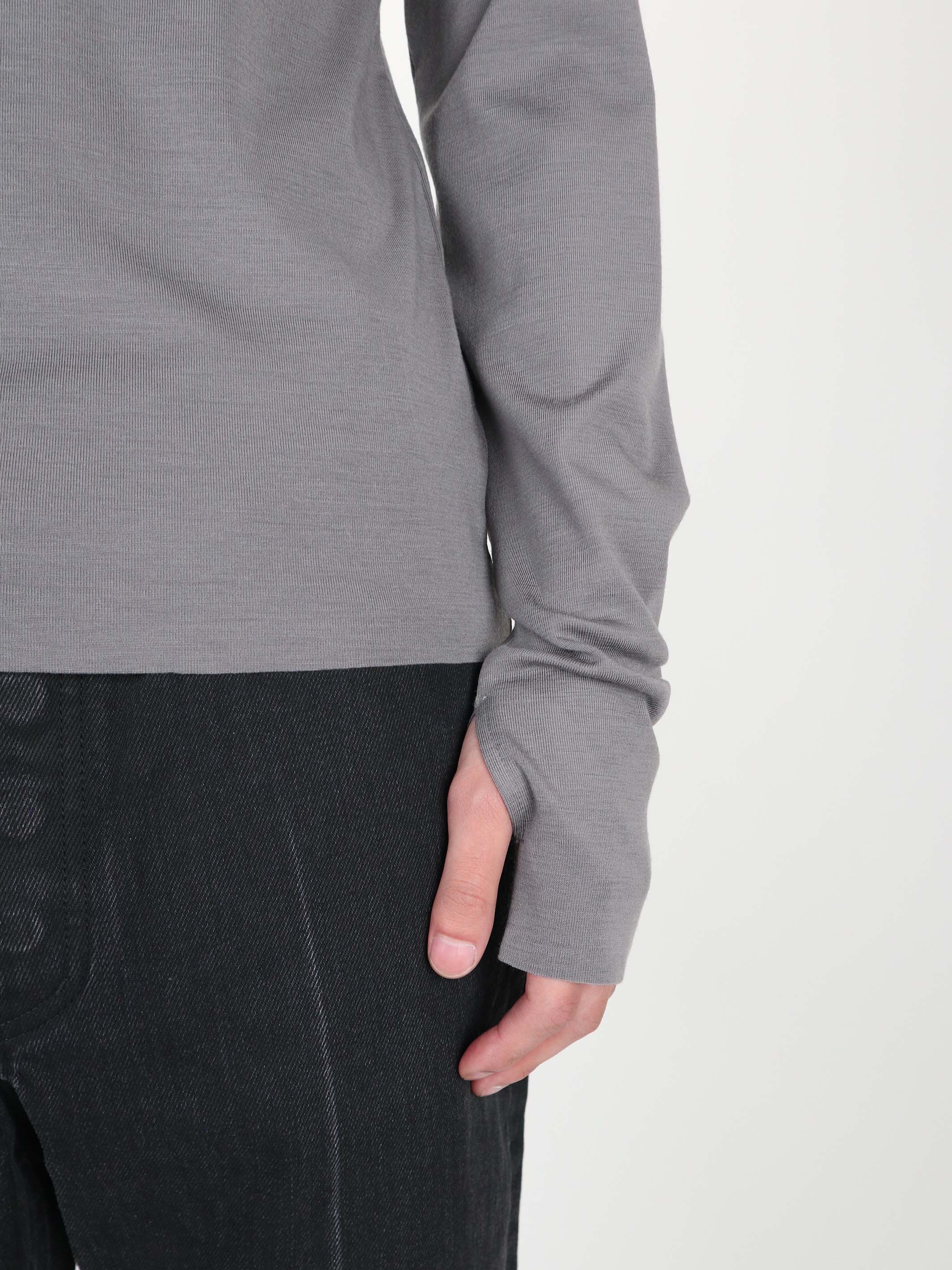 WOOL RIB TURTLE NECK COMMAND TOP