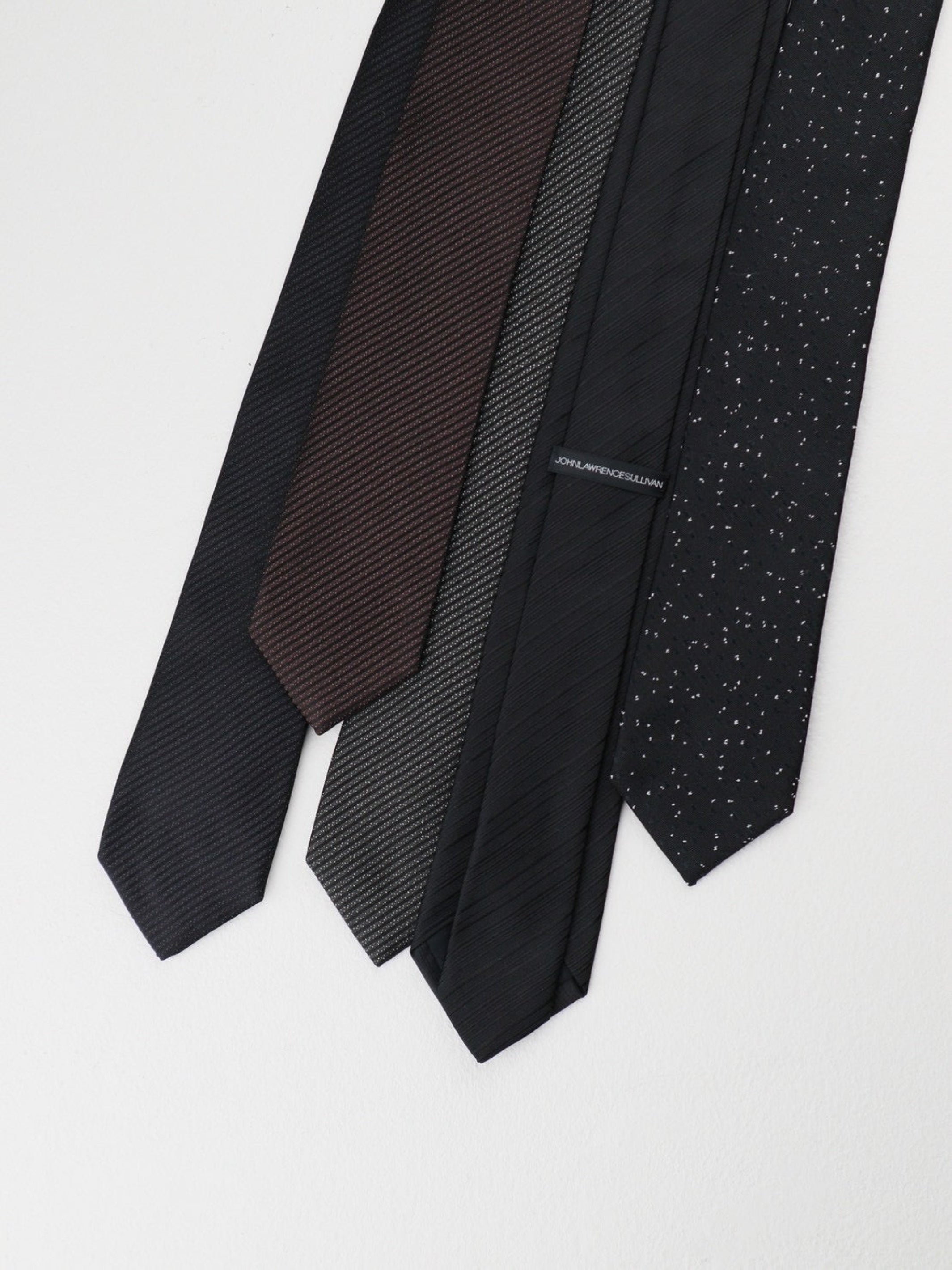 【美品】 SHADOW REGIMENTAL NECK TIE サリバン黒タイ SHADOW REGIMENTAL NECK TIE