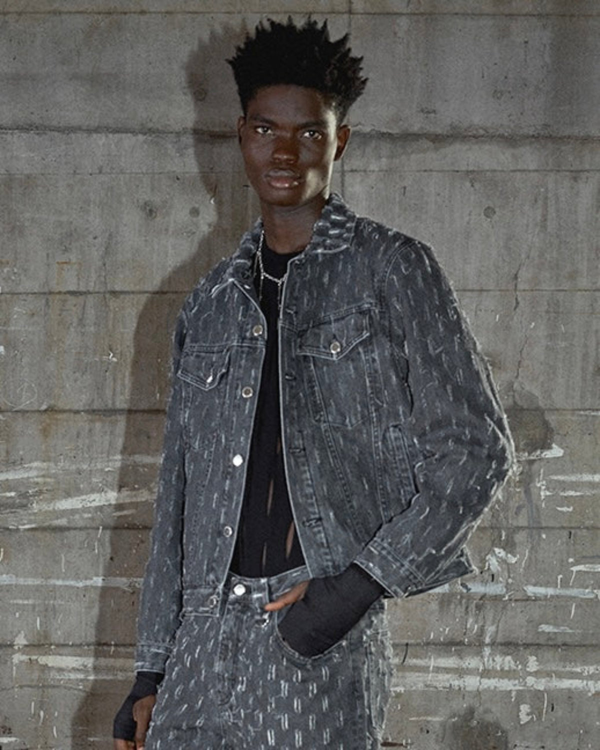 SLASHED DENIM JACKET