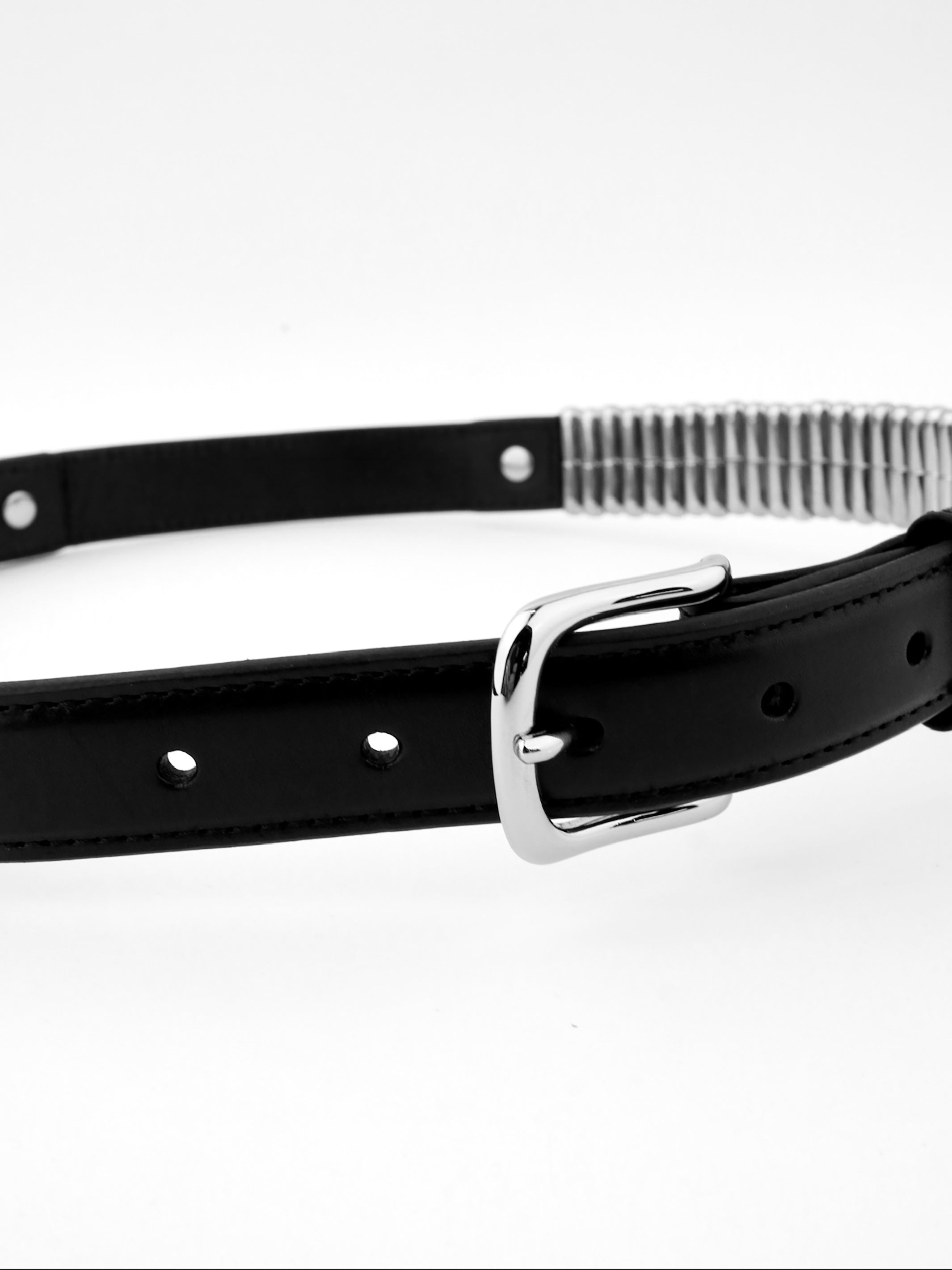 Leather belt with metal parts