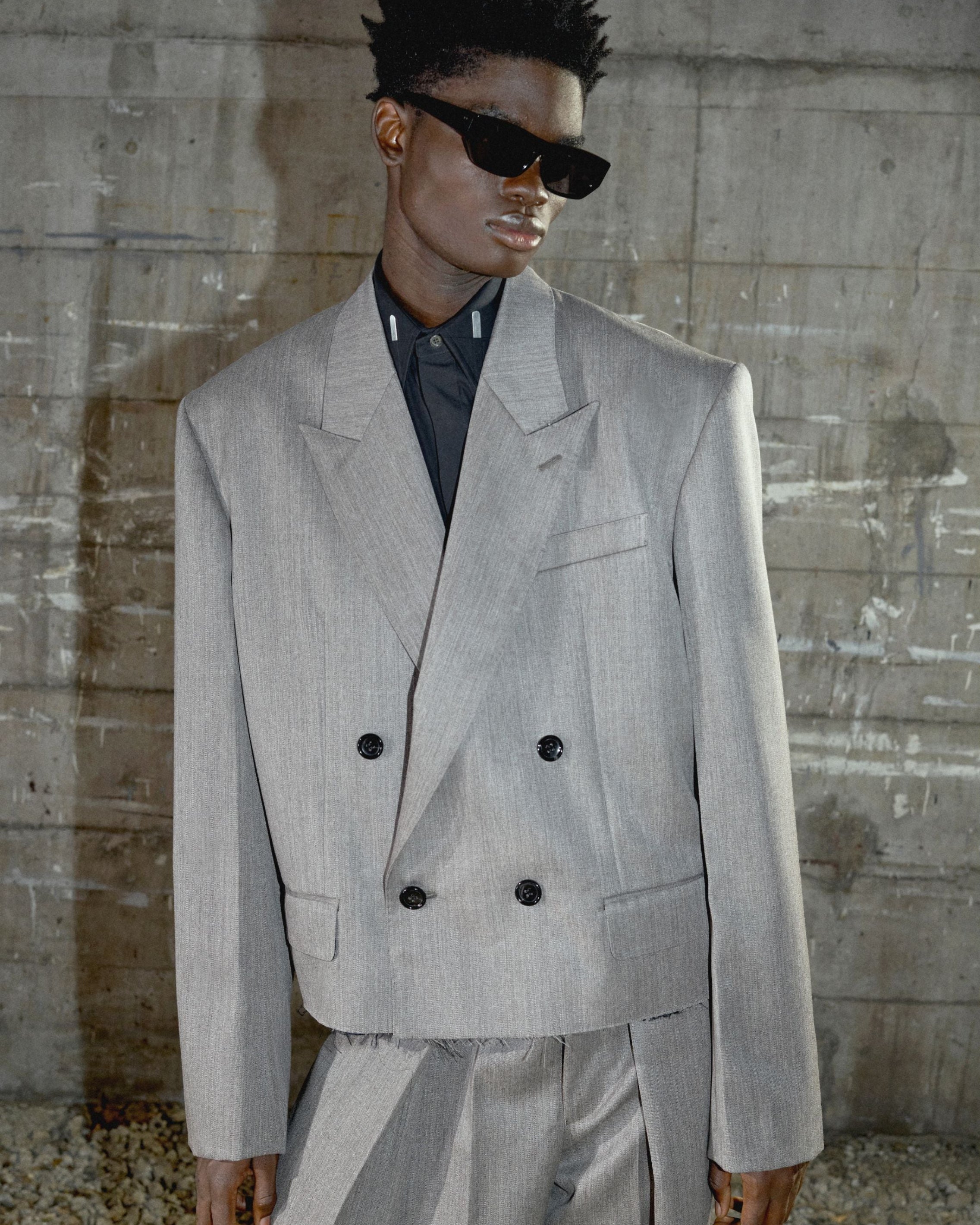 WOOL GABARDINE CUT-OFF SPENCER JACKET