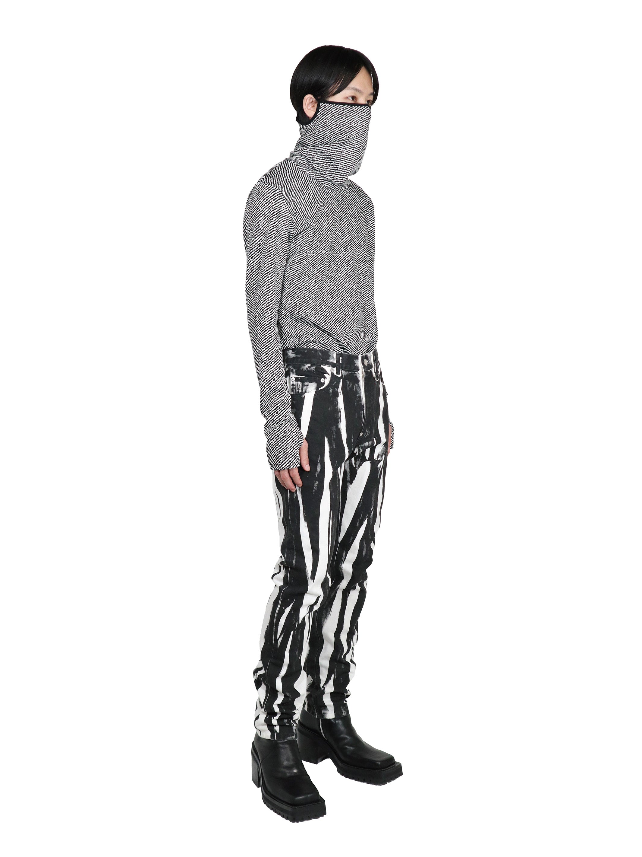 Wrinkle print denim pants