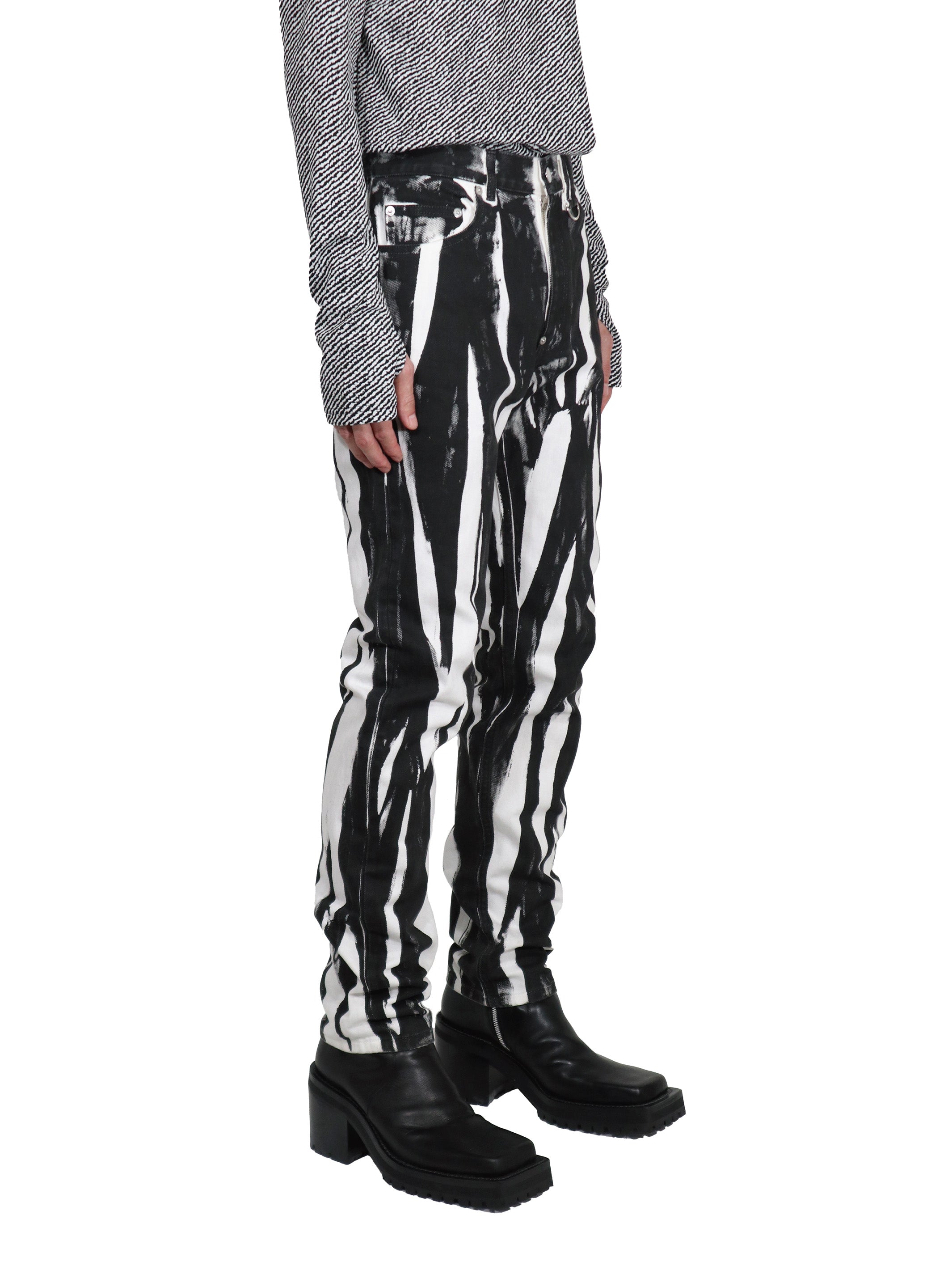 Wrinkle print denim pants