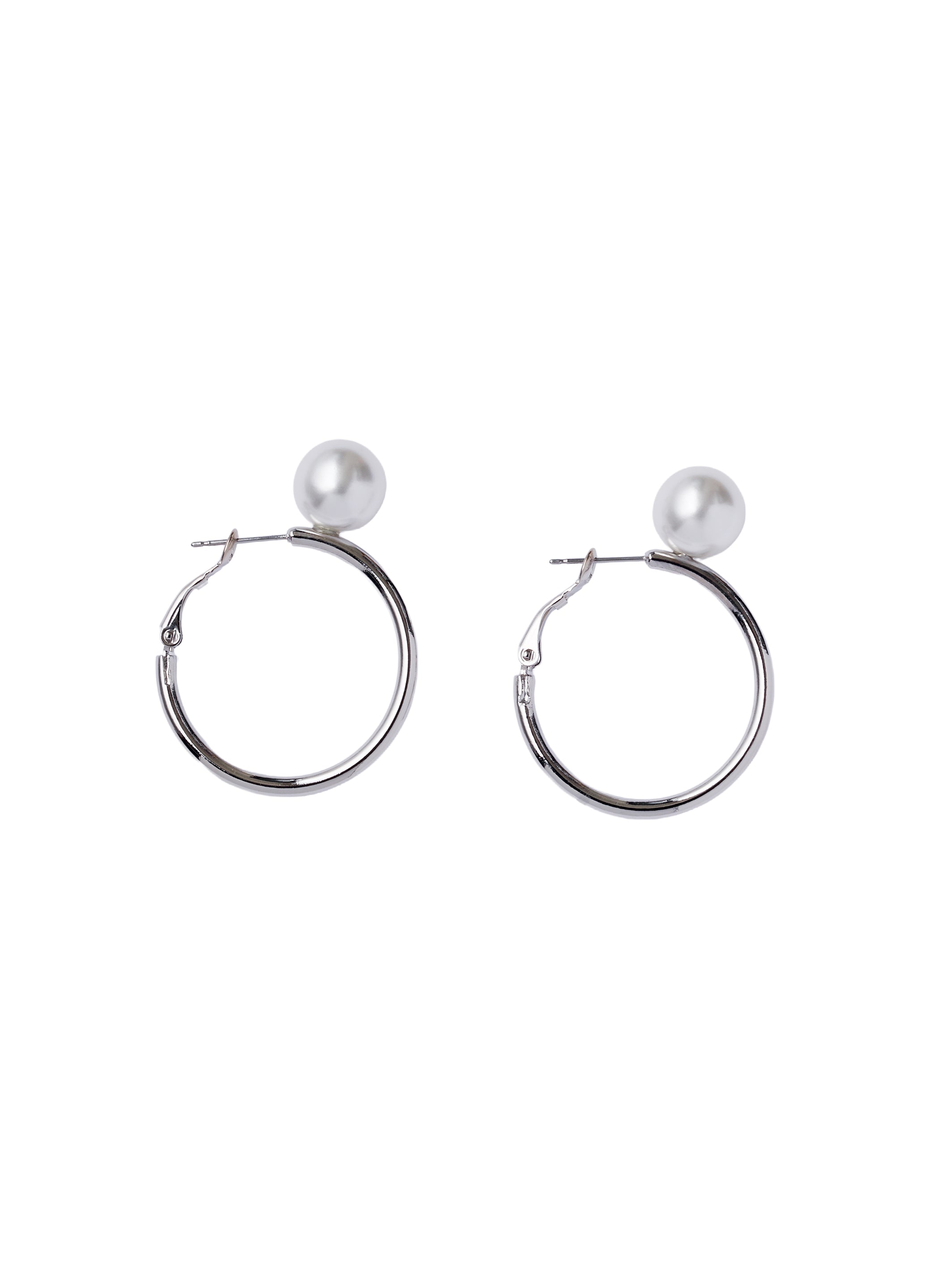 PEARL EARRINGS (PAIR)