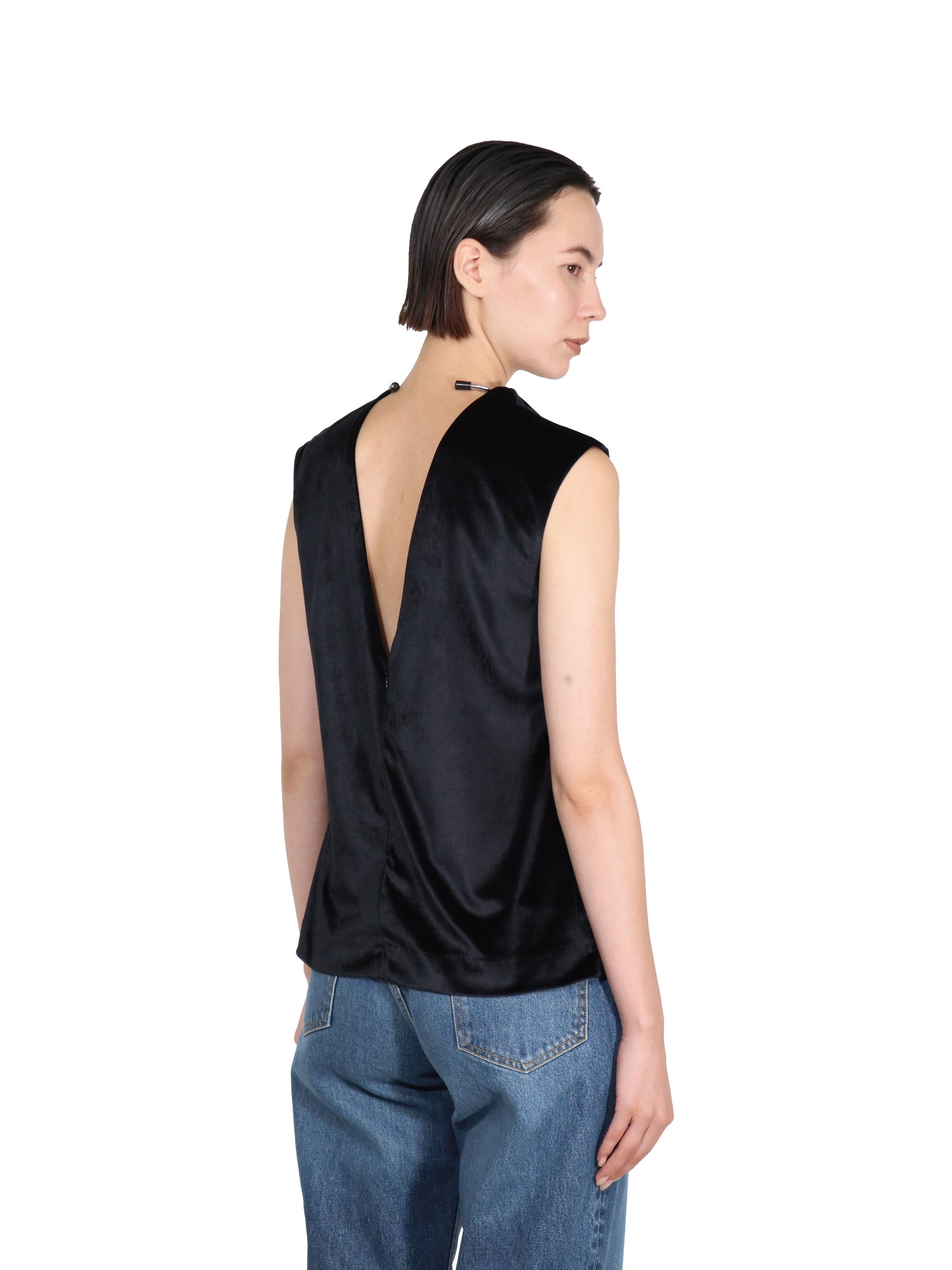 VELOUR GATHERED SLEEVELESS TOP