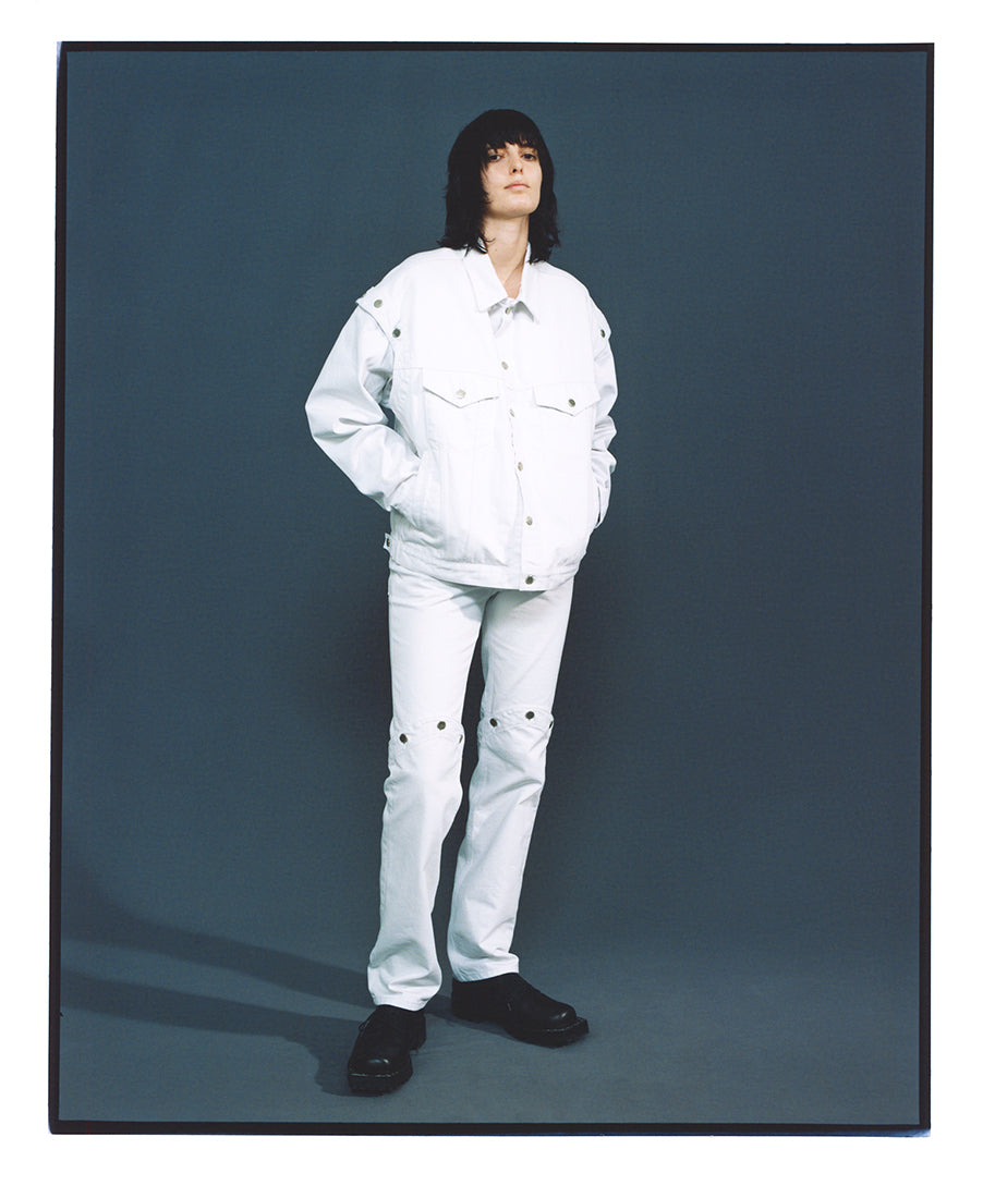 Knee button denim pants | White