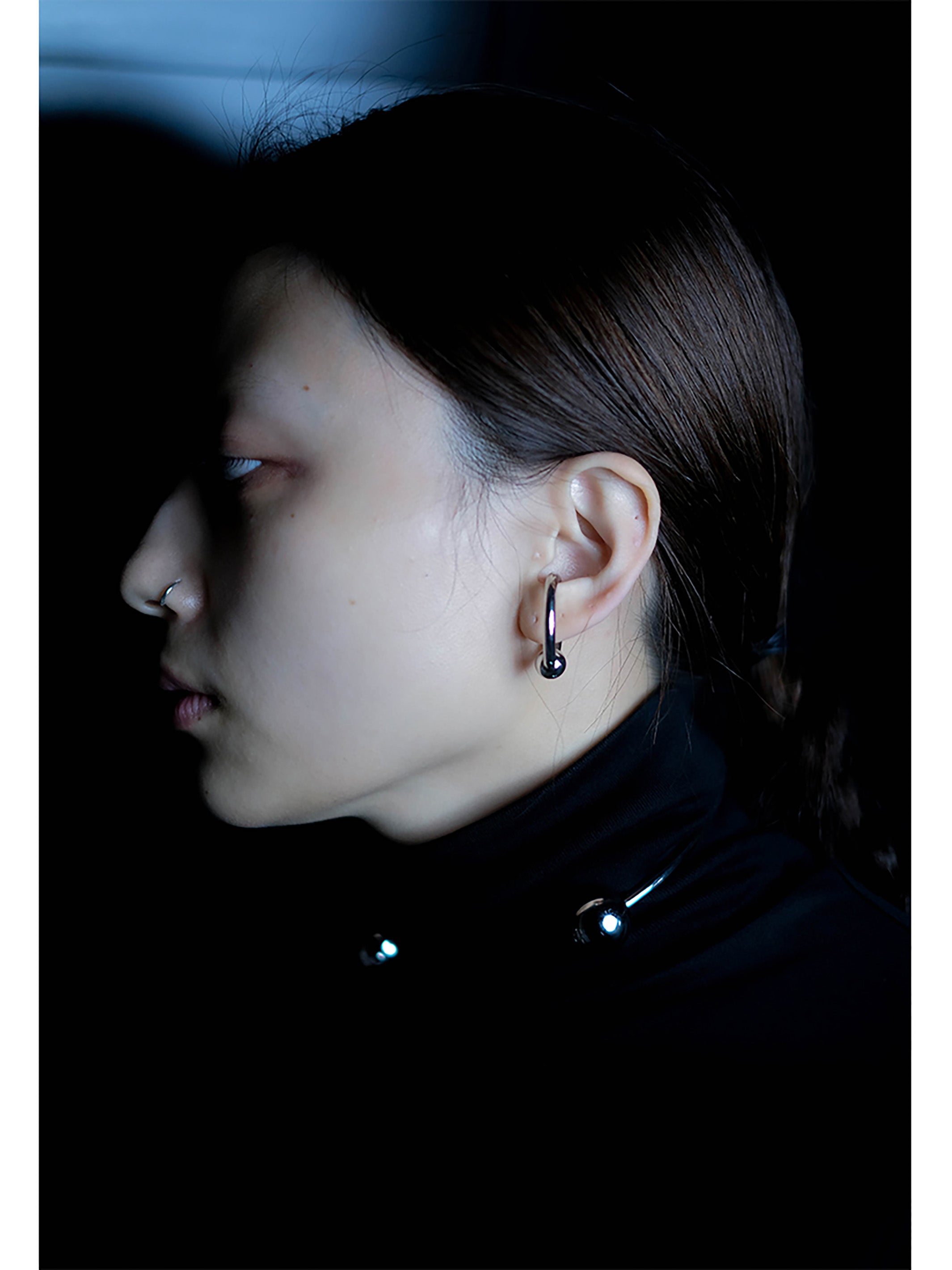 Captive bead ring ear cuff