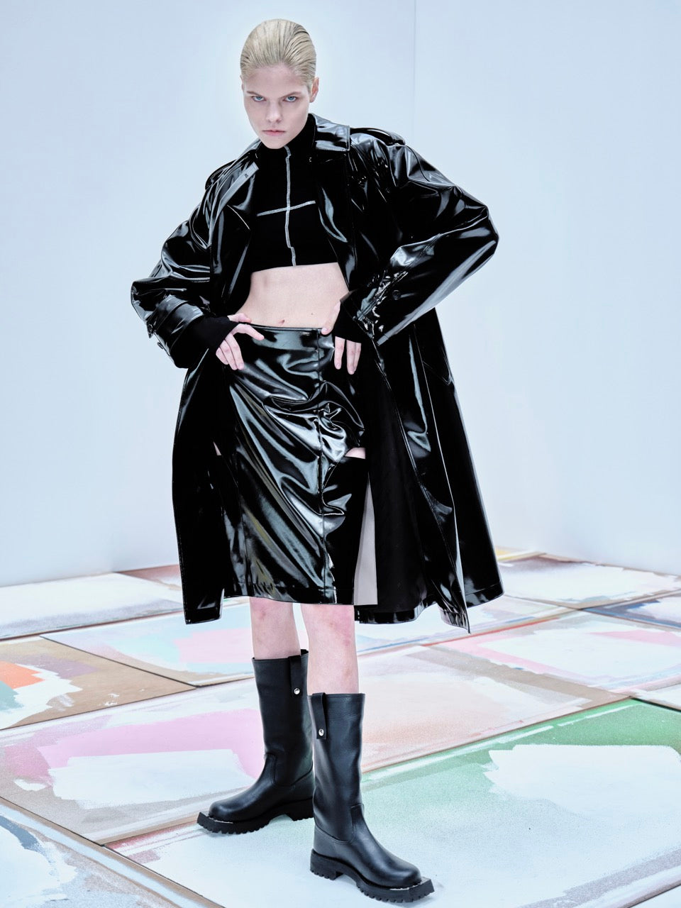 PATENT HOLLOWED OUT SKIRT